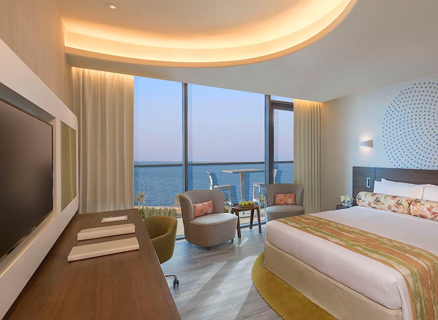 MGallery-Club Room King or Twin Bed with Balcony and Club Lounge Access
